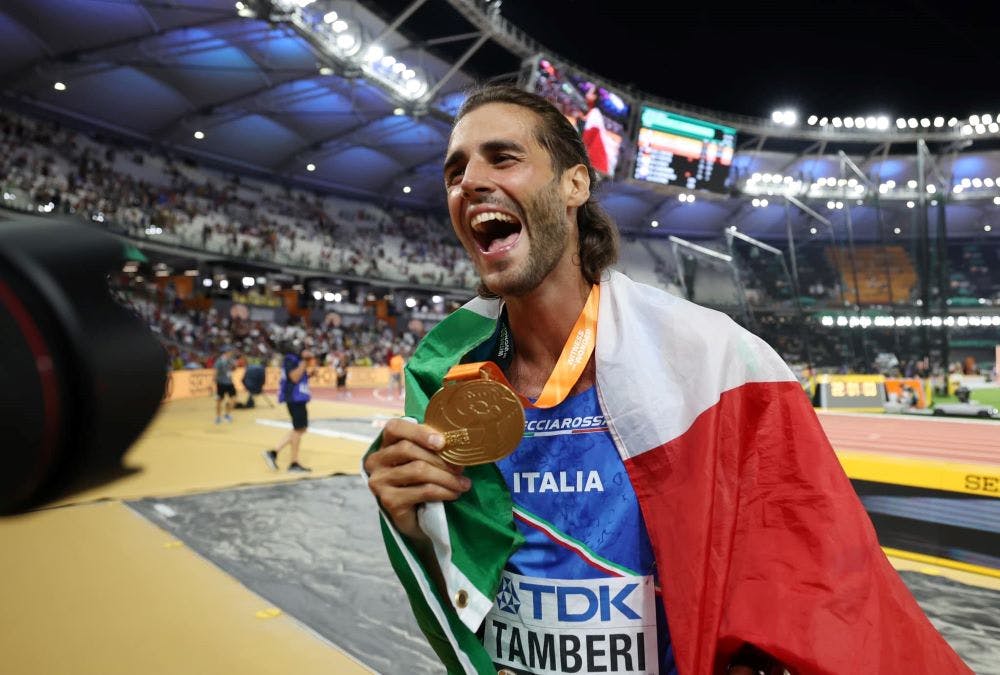 Βουδαπέστη 2023: Το μοναδικό σόου του Ιταλού σταρ Gianmarco Tamberi μετά τη νίκη του runbeat.gr 